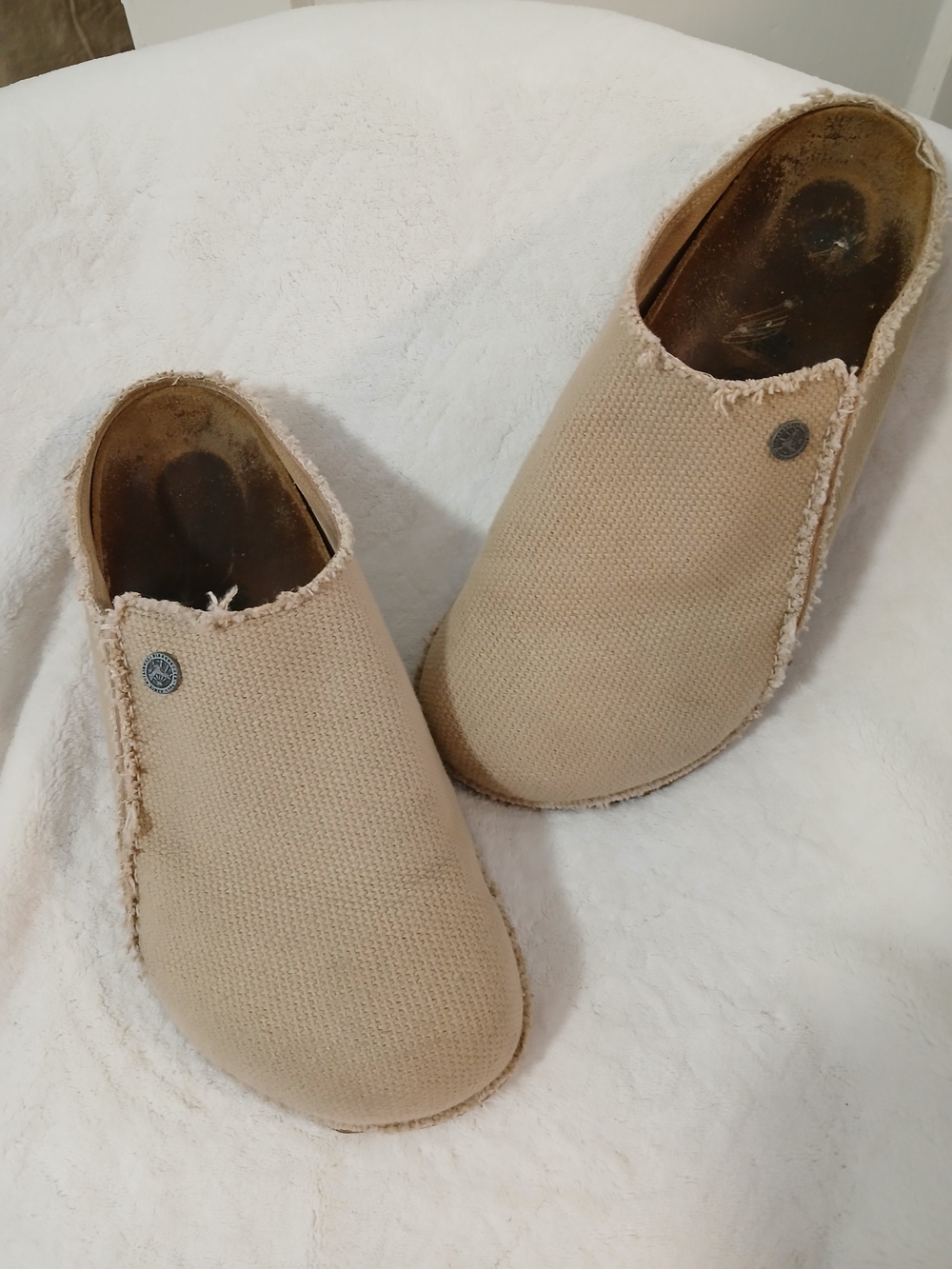 Birkenstock Beige Canvas Frayed-Edge Slip-On Clogs [117]